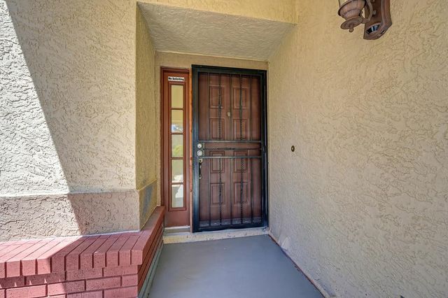 4109 Sardinia Ct, Elk Grove, CA 95758