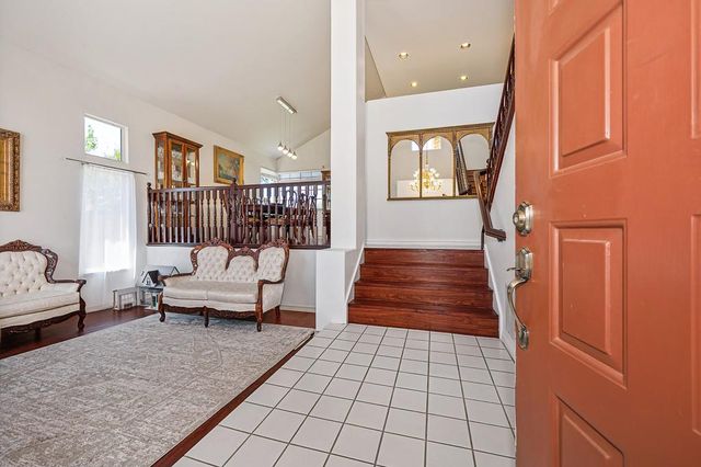 4109 Sardinia Ct, Elk Grove, CA 95758