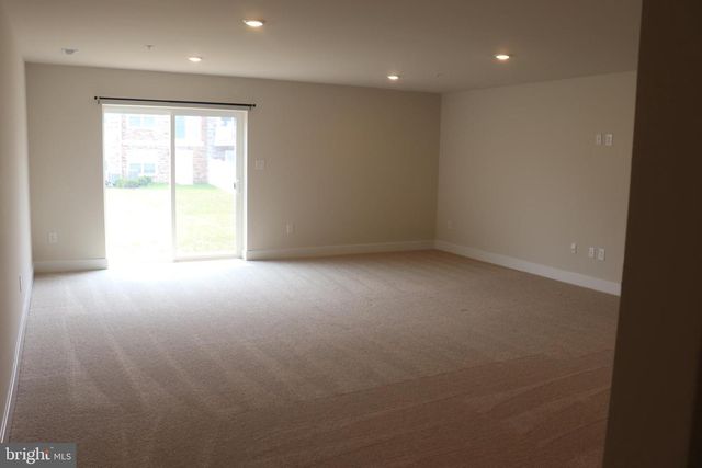 10728 MILLPORT ST, White Plains, MD 20695