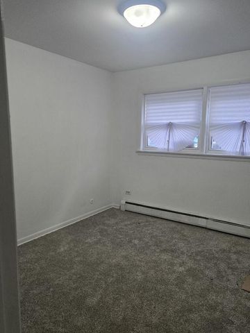 10425 S Hale Avenue 1C, Chicago, IL 60643