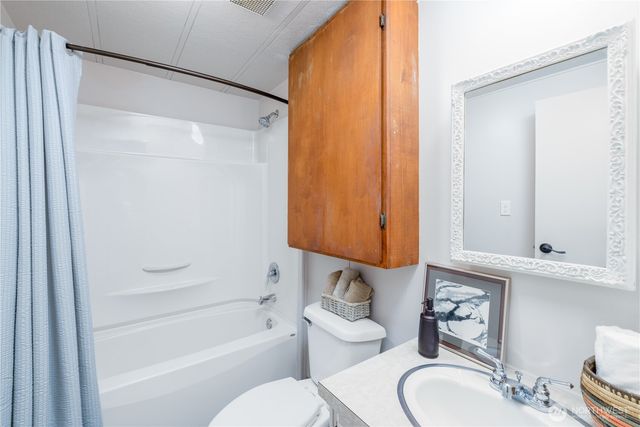2016 Queen Anne Pl, Port Townsend, WA 98368