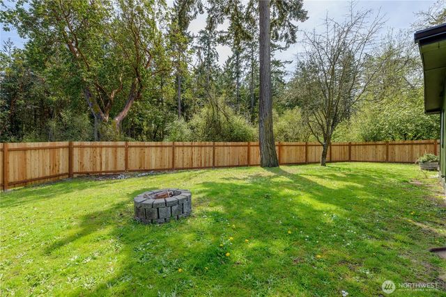 2016 Queen Anne Pl, Port Townsend, WA 98368