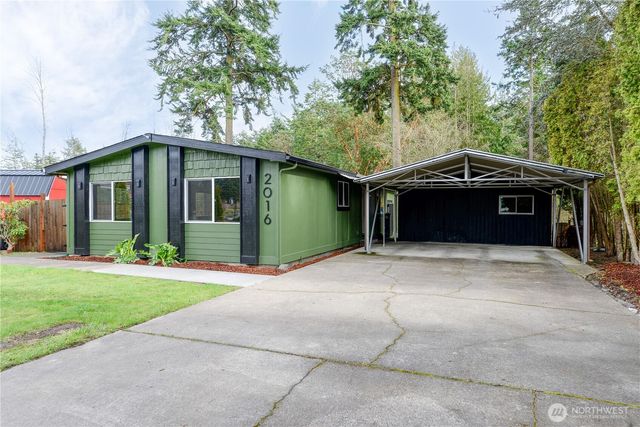 2016 Queen Anne Pl, Port Townsend, WA 98368