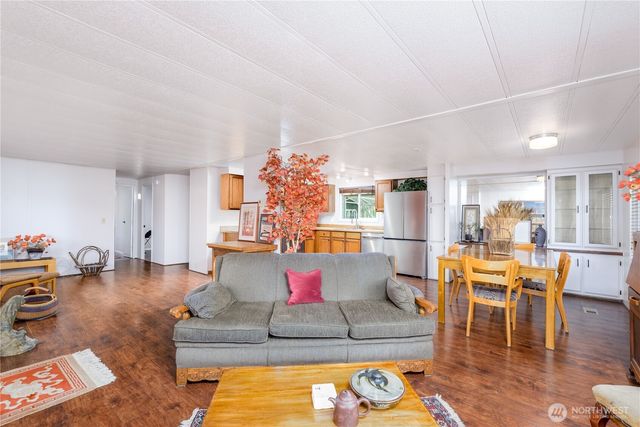 2016 Queen Anne Pl, Port Townsend, WA 98368