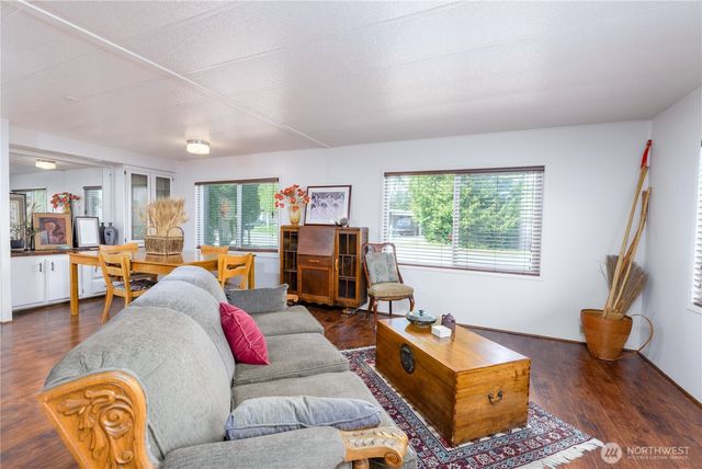 2016 Queen Anne Pl, Port Townsend, WA 98368