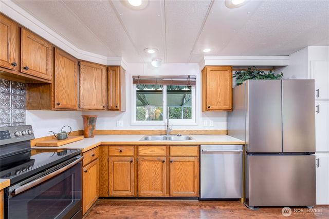 2016 Queen Anne Pl, Port Townsend, WA 98368