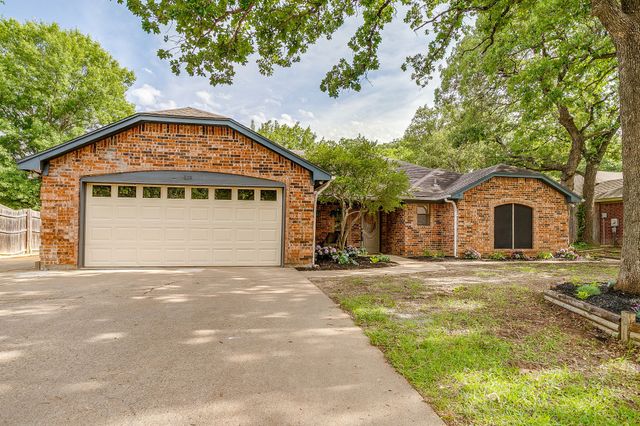 6824 Ridgewood Drive, North Richland Hills, TX 76182