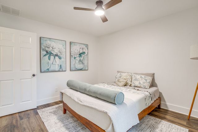 6824 Ridgewood Drive, North Richland Hills, TX 76182