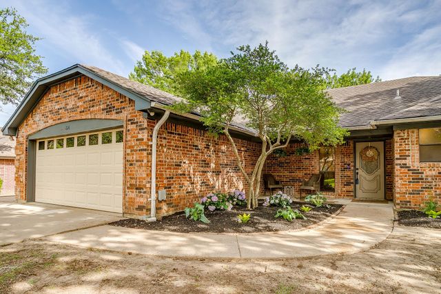6824 Ridgewood Drive, North Richland Hills, TX 76182