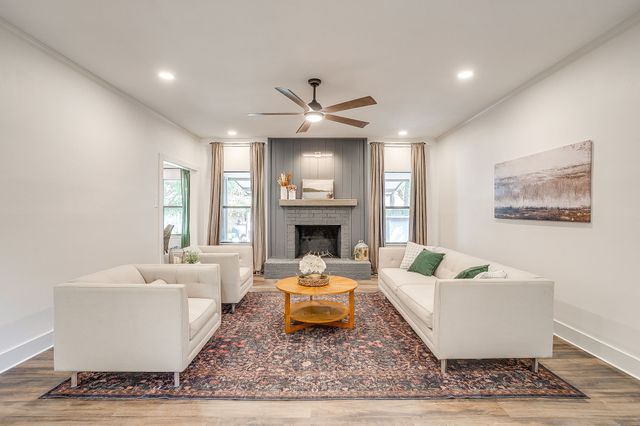 6824 Ridgewood Drive, North Richland Hills, TX 76182