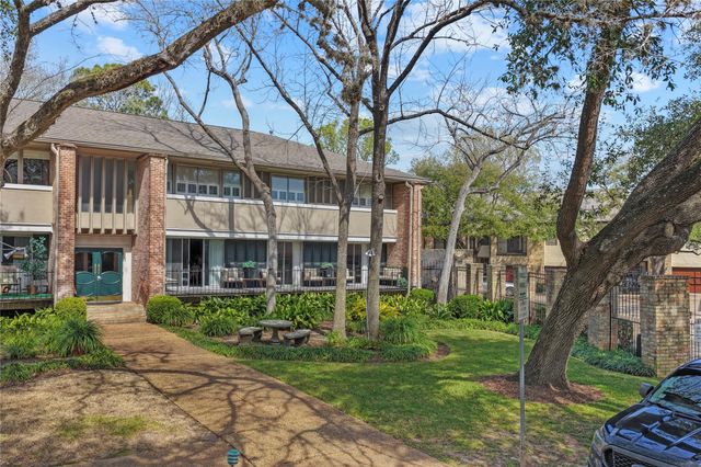 604 S Ripple Creek Drive 604, Houston, TX 77057