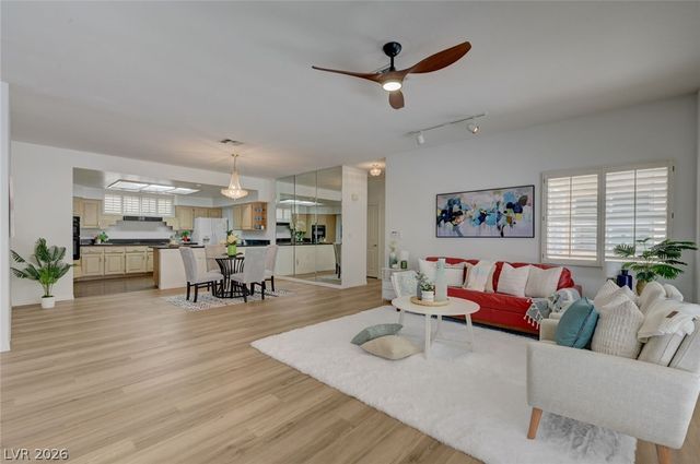 332 Wild Plum Lane, Las Vegas, NV 89107