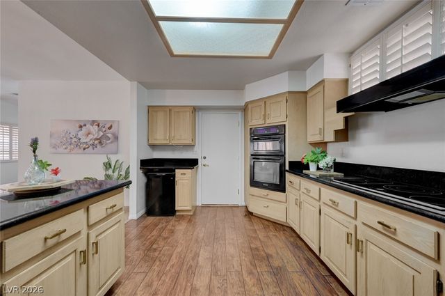 332 Wild Plum Lane, Las Vegas, NV 89107