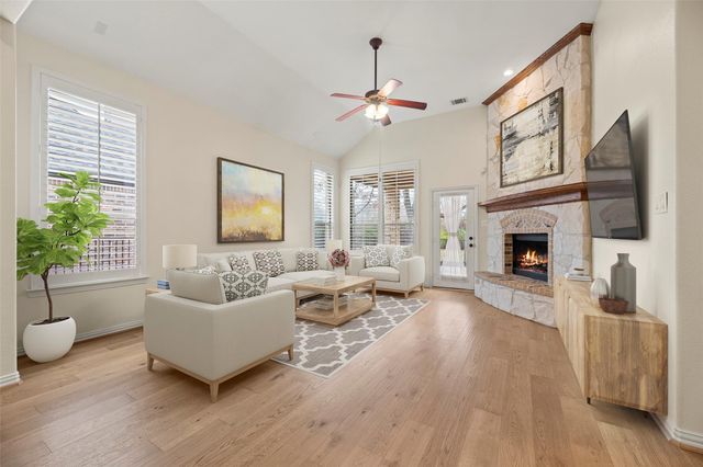 18423 Pin Oak Bend Drive, Cypress, TX 77433