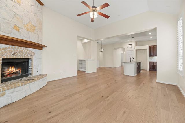 18423 Pin Oak Bend Drive, Cypress, TX 77433