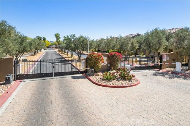 333 Paseo Gusto 124, Palm Desert, CA 92211