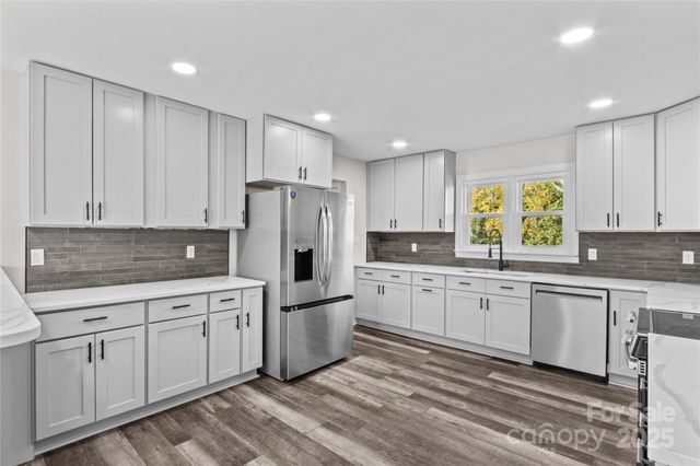 497 Canvasback Road, Mooresville, NC 28117