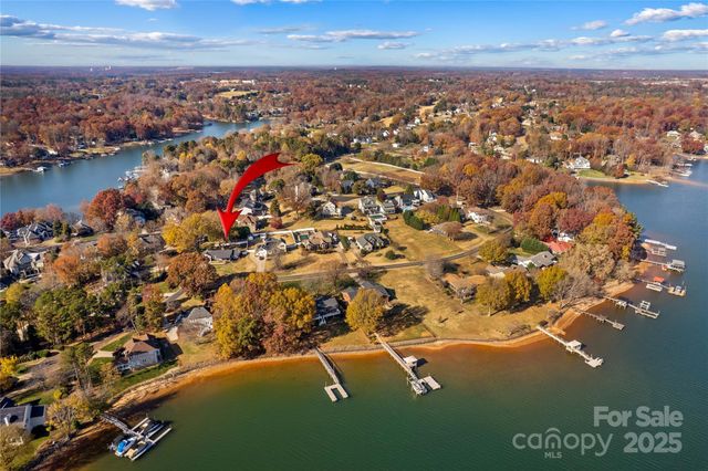 497 Canvasback Road, Mooresville, NC 28117