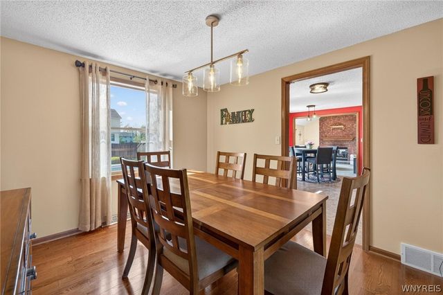 51 Via Donato East, Lancaster, NY 14043