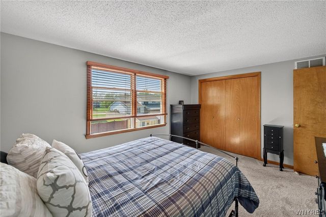 51 Via Donato East, Lancaster, NY 14043