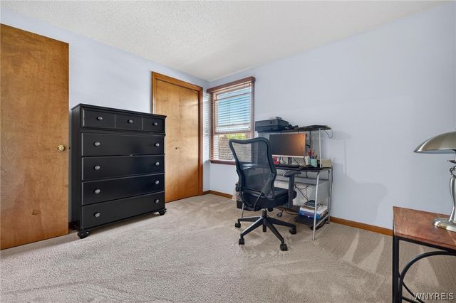 51 Via Donato East, Lancaster, NY 14043