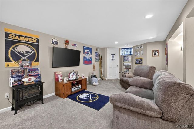 51 Via Donato East, Lancaster, NY 14043