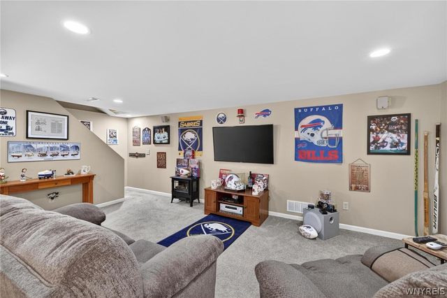 51 Via Donato East, Lancaster, NY 14043