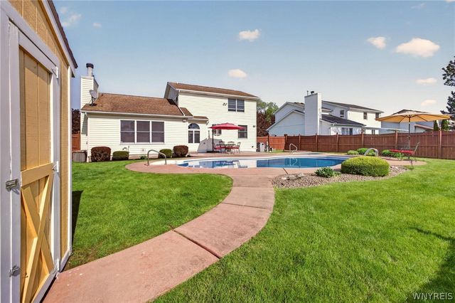 51 Via Donato East, Lancaster, NY 14043