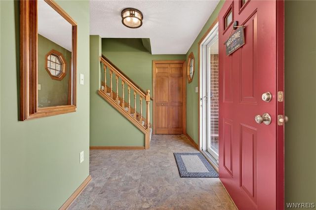 51 Via Donato East, Lancaster, NY 14043