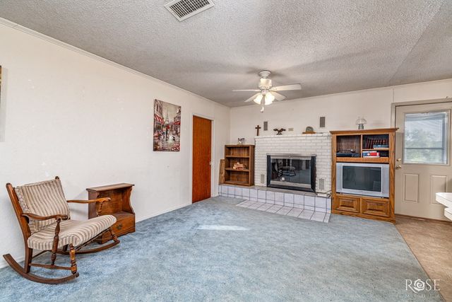 611 Allen Drive, Sonora, TX 76950