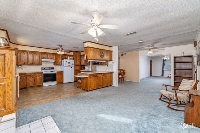 611 Allen Drive, Sonora, TX 76950