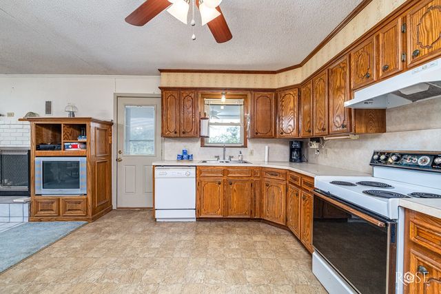 611 Allen Drive, Sonora, TX 76950