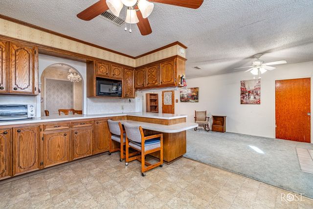 611 Allen Drive, Sonora, TX 76950