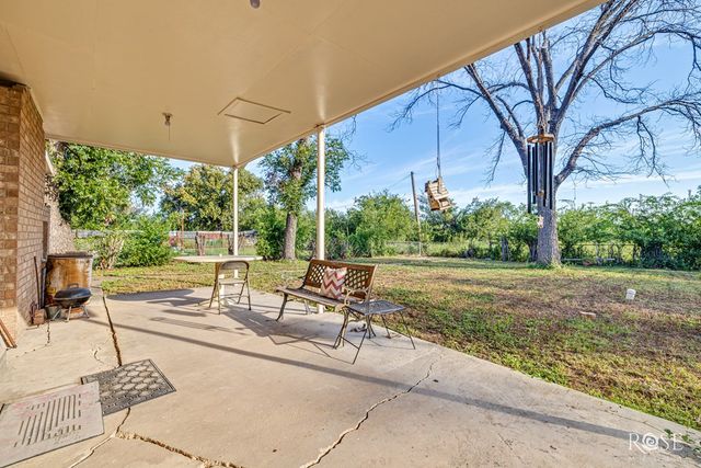 611 Allen Drive, Sonora, TX 76950