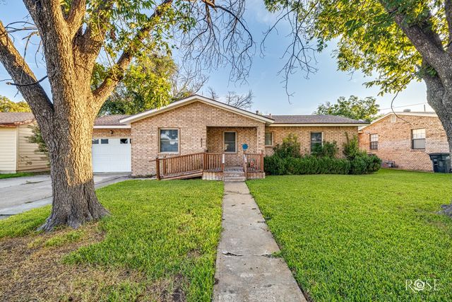 611 Allen Drive, Sonora, TX 76950