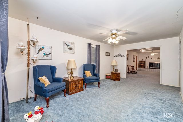 611 Allen Drive, Sonora, TX 76950