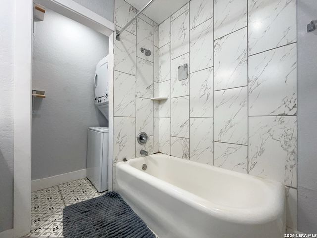 1020 W French Pl Apt 2, San Antonio, TX 78212