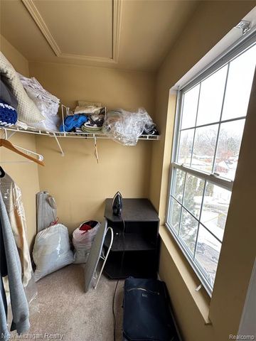 2666 Crooks Road, Royal Oak, MI 48073