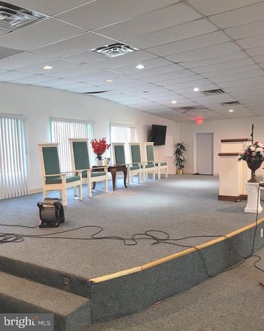 1118 N GILMOR ST, Baltimore, MD 21217