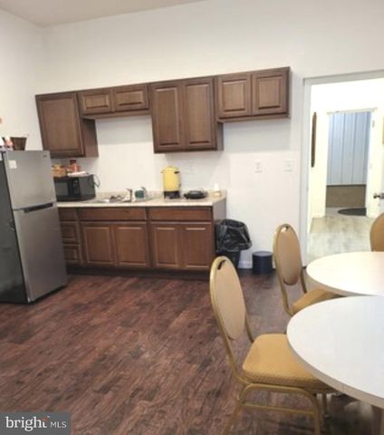 1118 N GILMOR ST, Baltimore, MD 21217