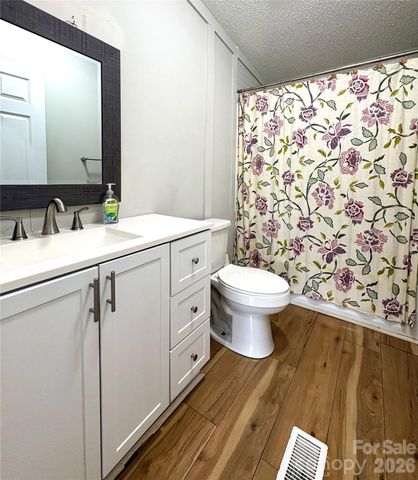 912 Grace Drive, Stanley, NC 28164