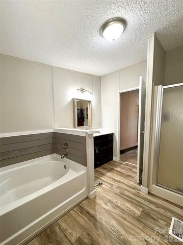 912 Grace Drive, Stanley, NC 28164