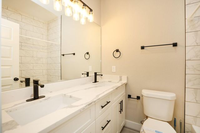 3126 Erica Lane A, Houston, TX 77051