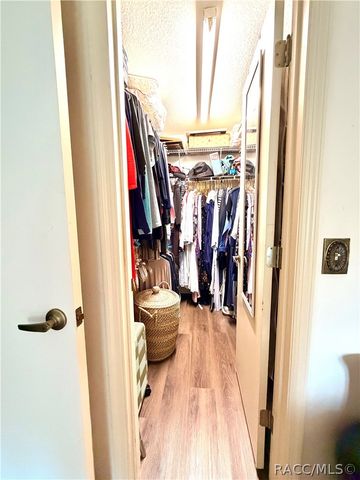 510 W Larchmont Court, Beverly Hills, FL 34465