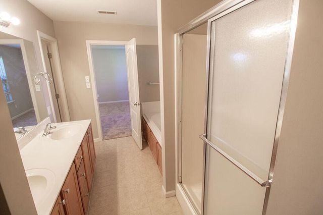 209 JACKAL DR, Columbia, MO 65202