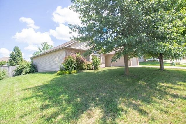 209 JACKAL DR, Columbia, MO 65202