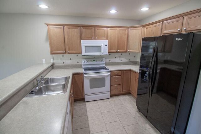 209 JACKAL DR, Columbia, MO 65202