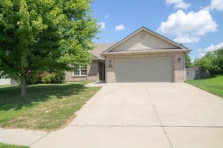 209 JACKAL DR, Columbia, MO 65202