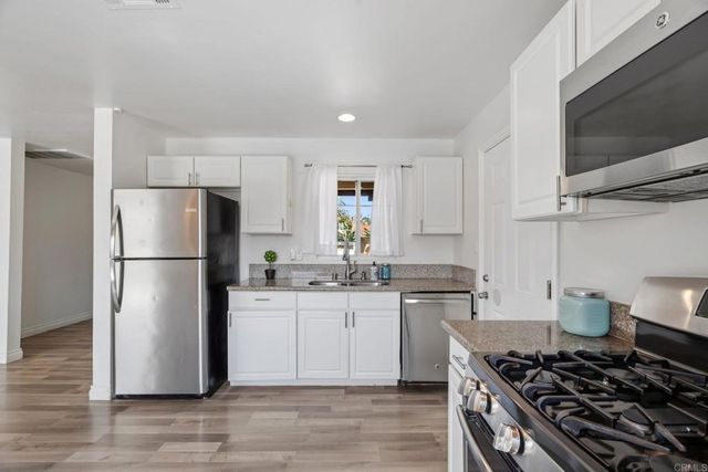 2009 Paddy Place, Escondido, CA 92027