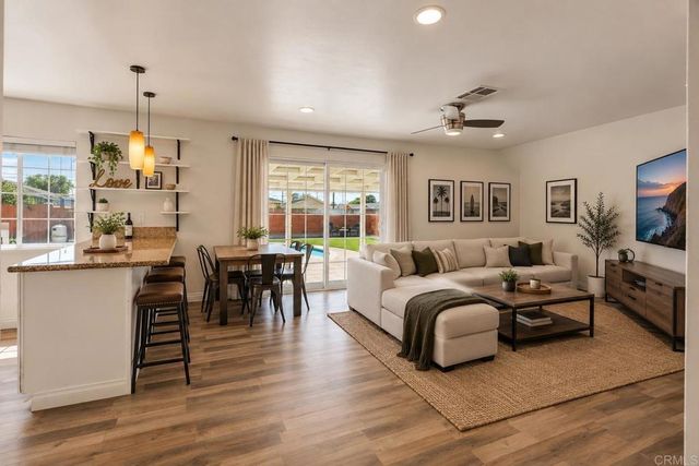 2009 Paddy Place, Escondido, CA 92027